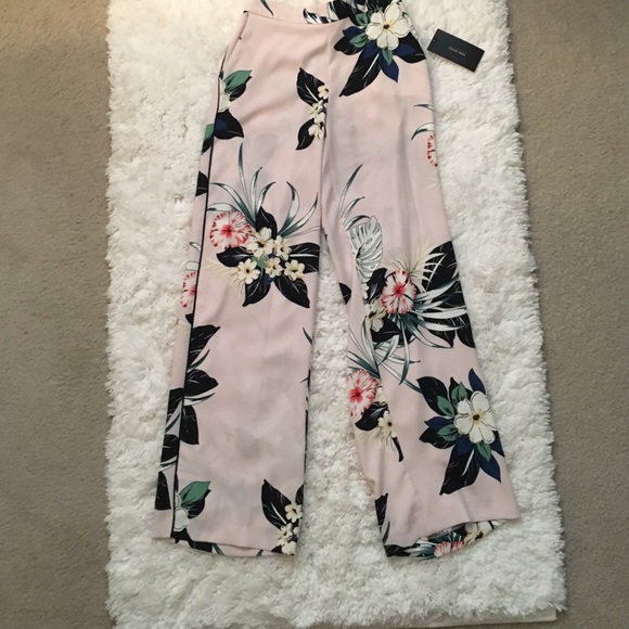 floral trousers