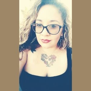 Meet your Posher, Eva