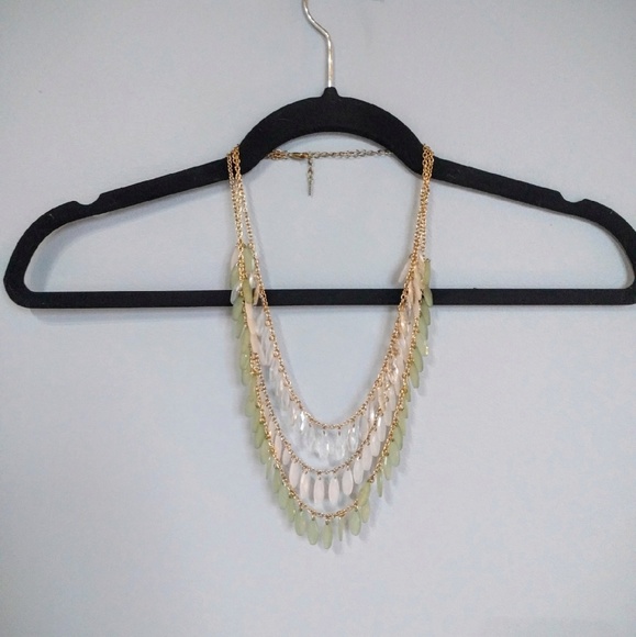 Pretty 3 tiered necklace