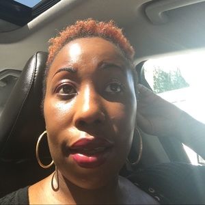 Meet your Posher, Sandra