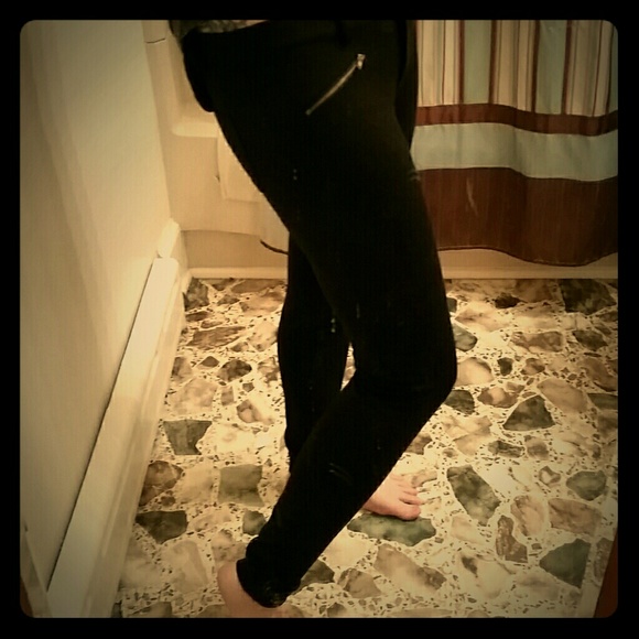 No Boundaries skinny pant