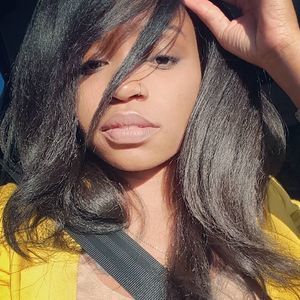 Meet your Posher, Jasmine