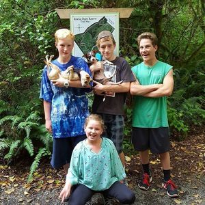 Meet your Posher, Casey