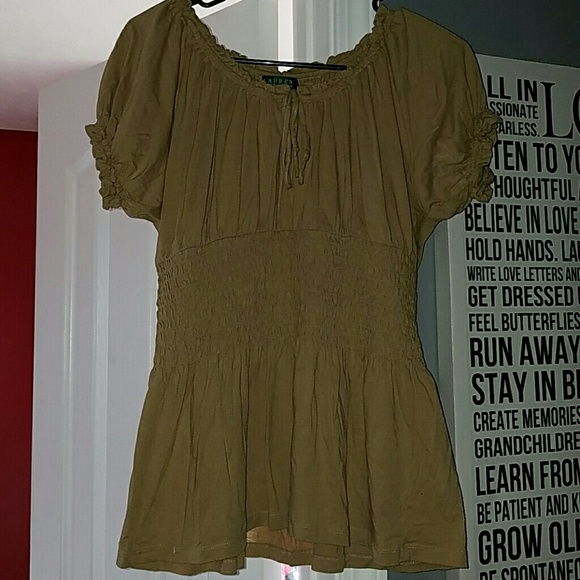 Short sleeve blouse EUC