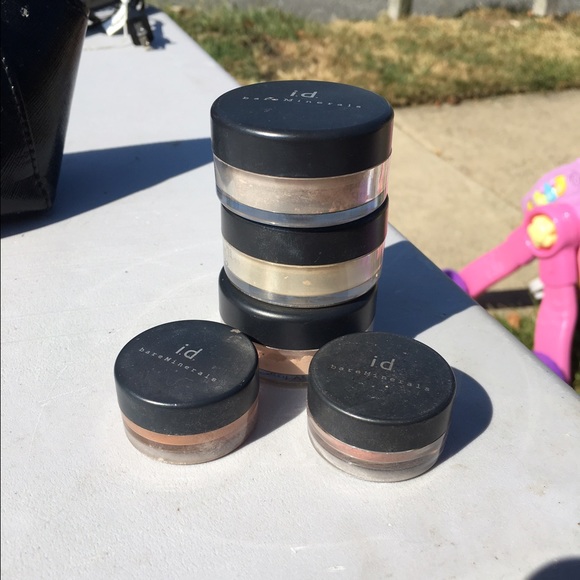 Bare minerals set