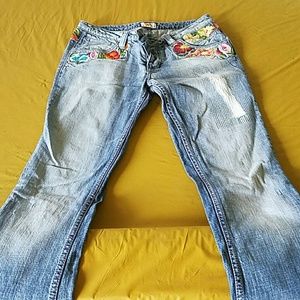 Embroidery Vintage Style Jeans by Antik Denim