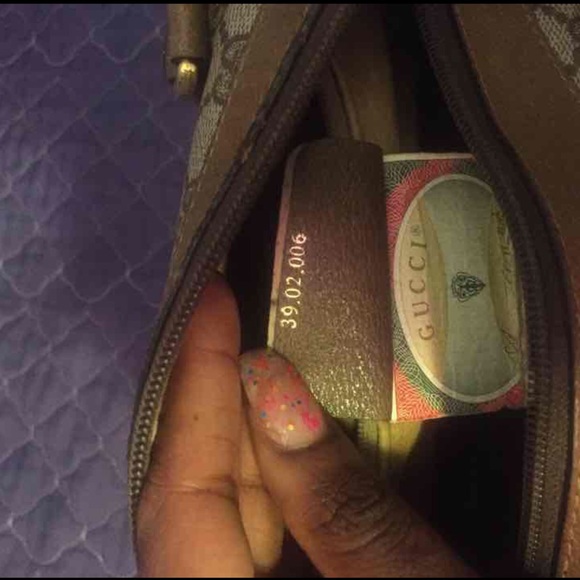 Gucci bag - Picture 2 of 3