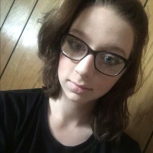 Meet your Posher, Mckenzie