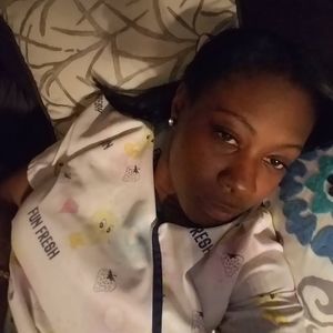 Meet your Posher, Vee