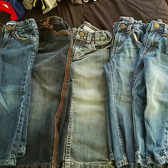 5 pairs 2T jeans