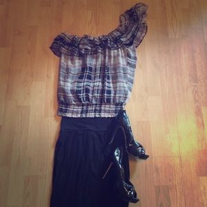 Bebe Ruffle Plaid Top Size S