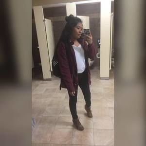 Meet your Posher, Elisandra