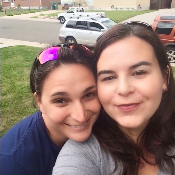 Meet your Posher, Carrie - Picture 1 of 1