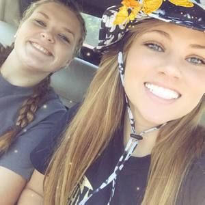 Meet your Posher, Brittney