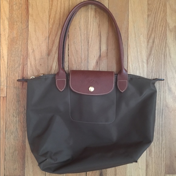 Longchamp Le Pliage Medium olive green bag