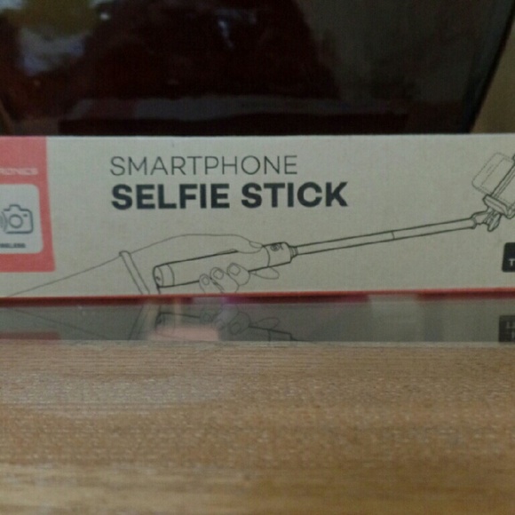 A smartphone selfie stick