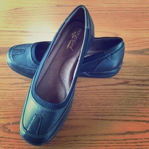 Black Leather Flats - Natural Soul by Naturalizer