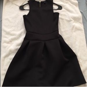 🌸 Fit n Flare Dress | Black