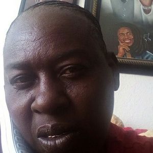 Meet your Posher, Gloria