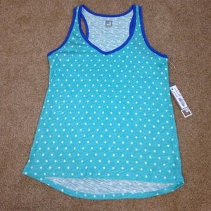 SOLD NWT Razorback tank top