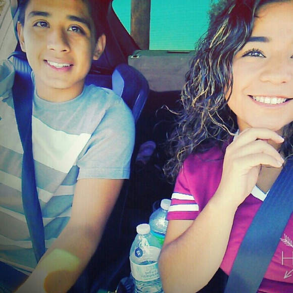 Meet your Posher, Sandra - Picture 1 of 1