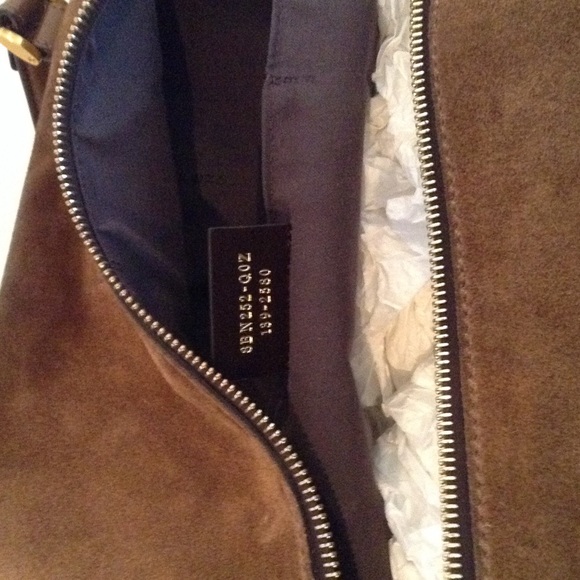 Authentic Fendi Purse - Picture 4 of 5