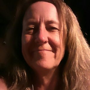 Meet your Posher, Traci