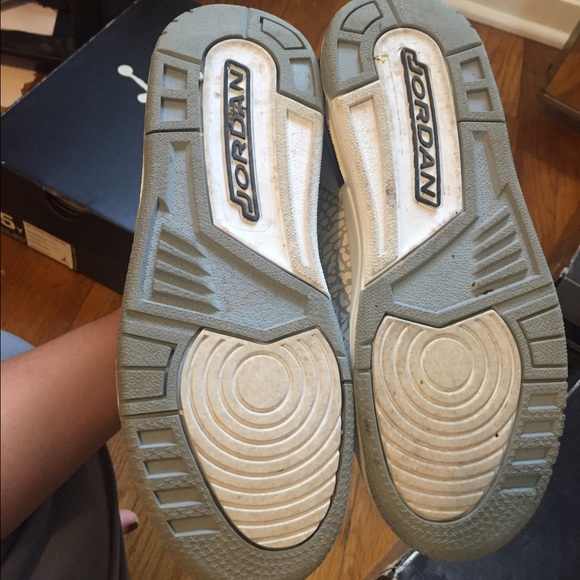 Jordans - Picture 3 of 4