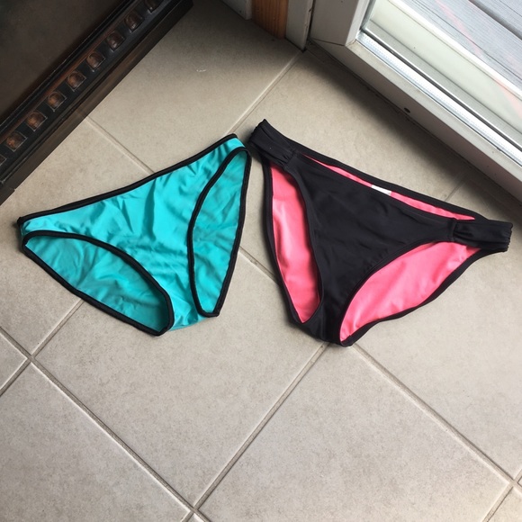 Set of 2 Bikini Bottoms