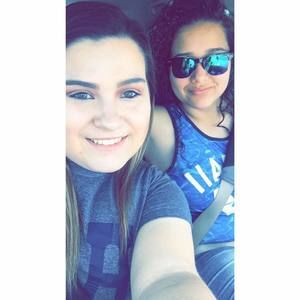 Meet your Posher, Olivia