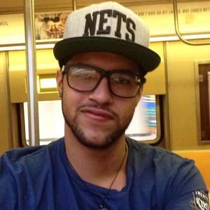 Meet your Posher, Emmanuel