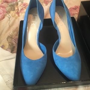 BCBG Maui blue heels