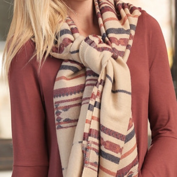 🍂🍁Aztec Fringe Blanket Scarf🍁🍂 - Picture 2 of 2