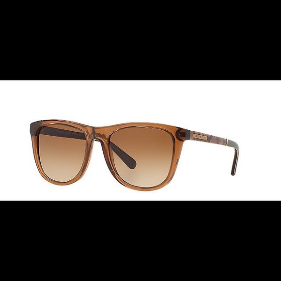 Michael Kors Sunnies + mini hoola bronzer