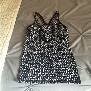Lululemon Black and White Graphic Print Tank
