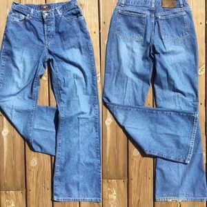 AMERICAN EAGLE Vintage High Rise Flares
