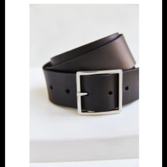 square buckle leather belt