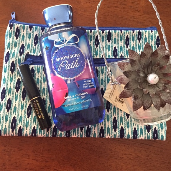 Lancôme black mascara & BBB shower gel!