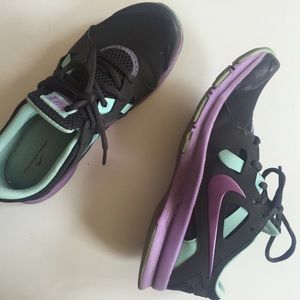 Moving Sale 📦 Nike Fashionable Sneakers