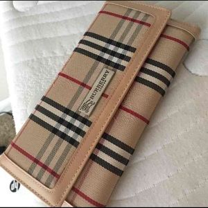 Burberry vintage wallet