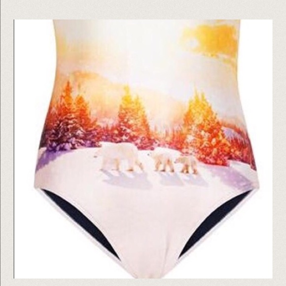 3D One European Swimsuit with 3-D design - Picture 2 of 4