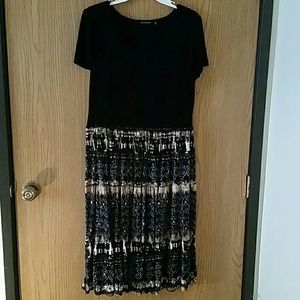 Black /Tan Design Short Sleeve Dress