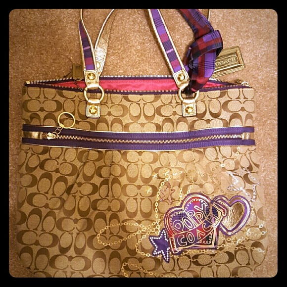 Coach Poppy tote **rare**
