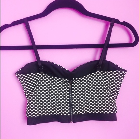 Crop top - Picture 2 of 4