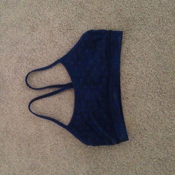Lulu lemon sports bra - Picture 1 of 2