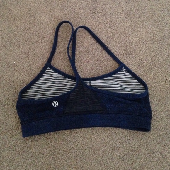 Lulu lemon sports bra - Picture 2 of 2
