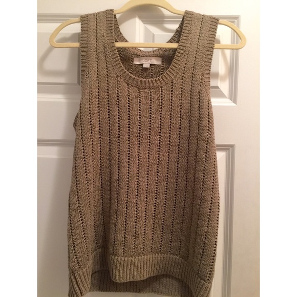 LOFT sleeveless sweater in olive green color - Picture 1 of 2