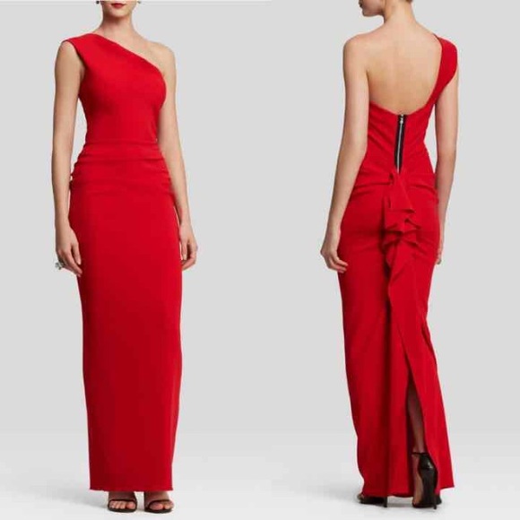 Nicole bakti gown