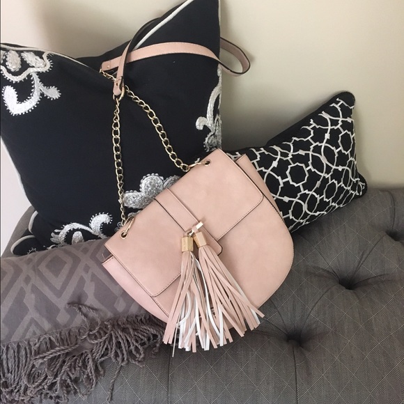 Dolce Vita tassel cross body/ shoulder bag!
