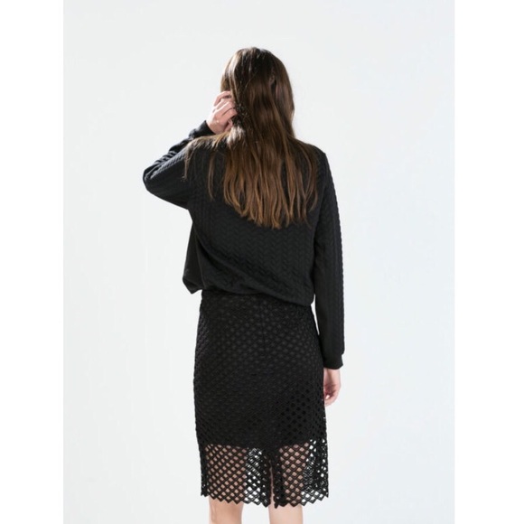 ZARA Lace Pencil Skirt Size XS - Picture 2 of 4